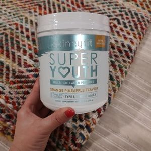 Skinny fit collagen powder. Brand new. Never opened. Ordered too many.